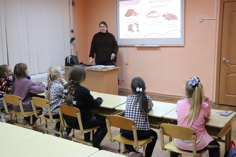 В Центре интеллектуального и творческого развития «УникУМ» прошло второе занятие по финансовой грамотности