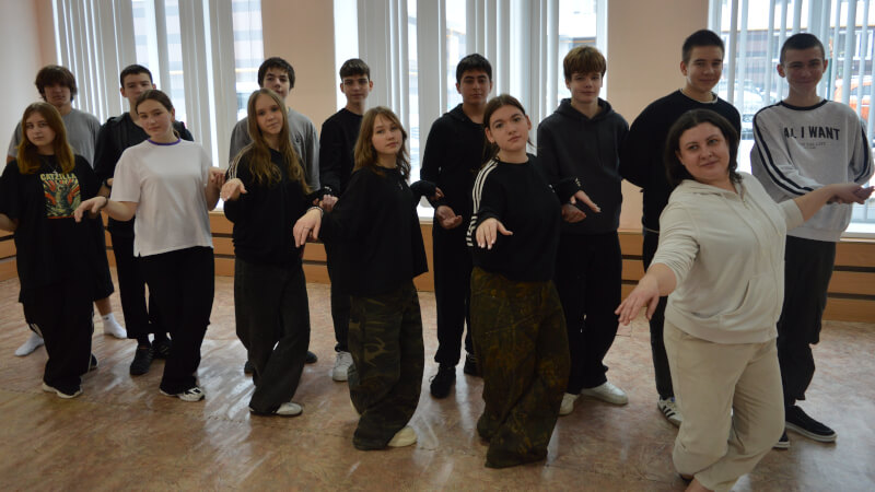 Танцевальное занятие в рамках регионального проекта «Развитие сети профильных психолого-педагогических классов (групп) в Тамбовской области»